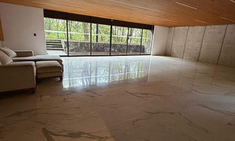 Hermosa Residencia E...