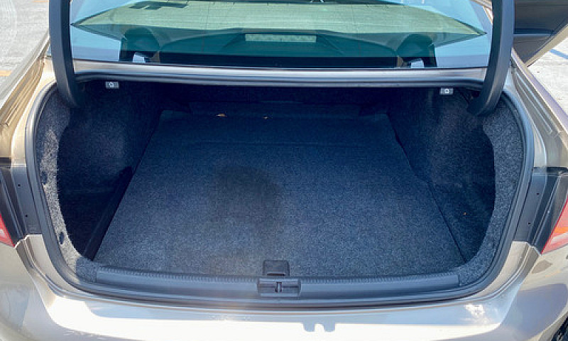 Volkswagen Passat 2....