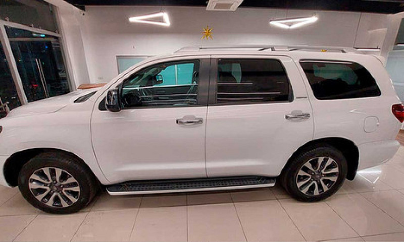 Toyota - Sequoia 201...