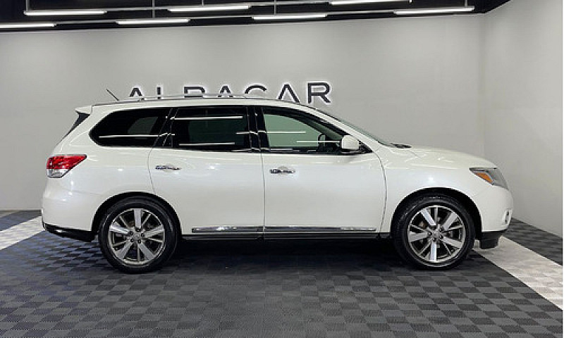 Nissan Pathfinder 20...