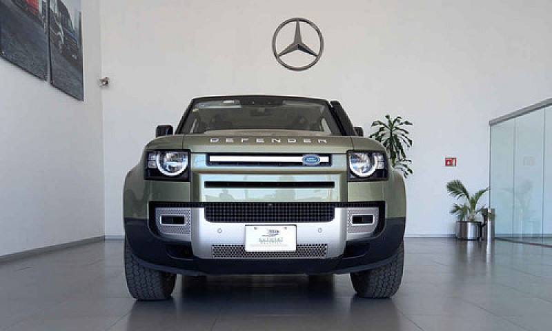 Land Rover Defender ...