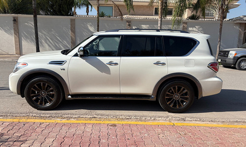 Nissan Armada 5.6L A...