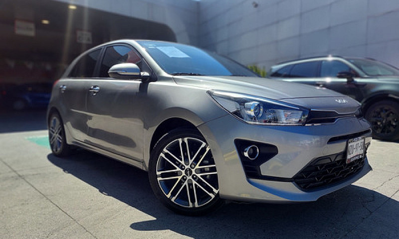 Kia Rio 2022...