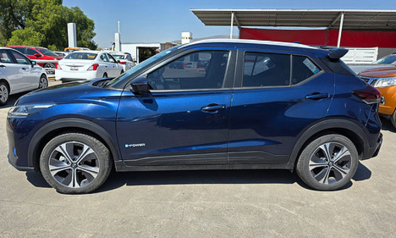 Nissan Kicks 2023...