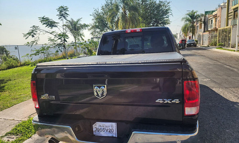 Ram 1500 Pick-Up 201...