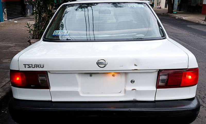 Nissan Tsuru 1.6 Gsi...