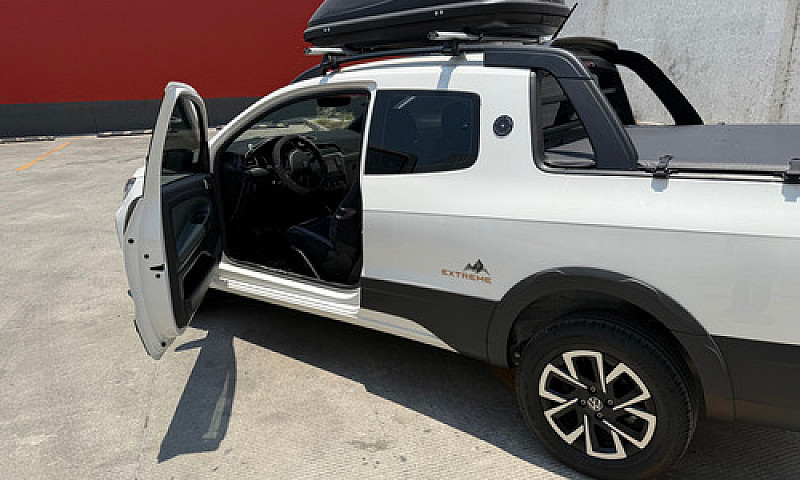 Volkswagen Saveiro 1...