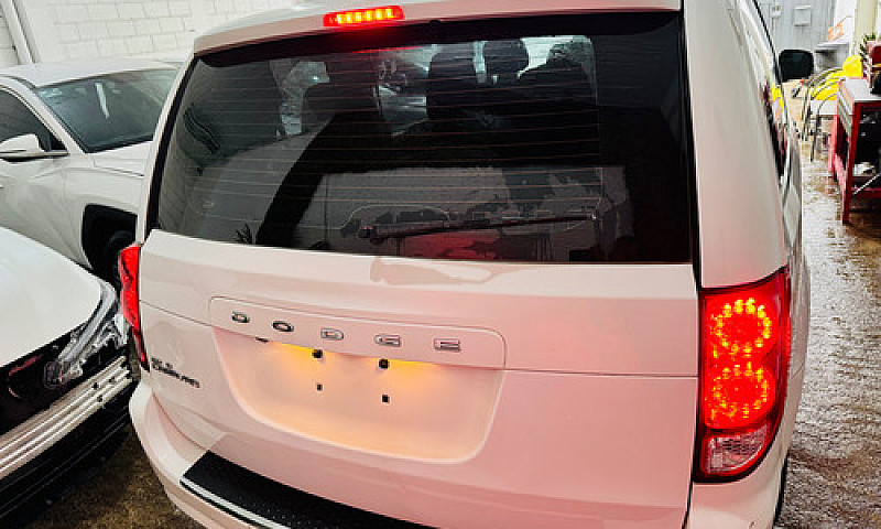 Dodge Grand Caravan ...
