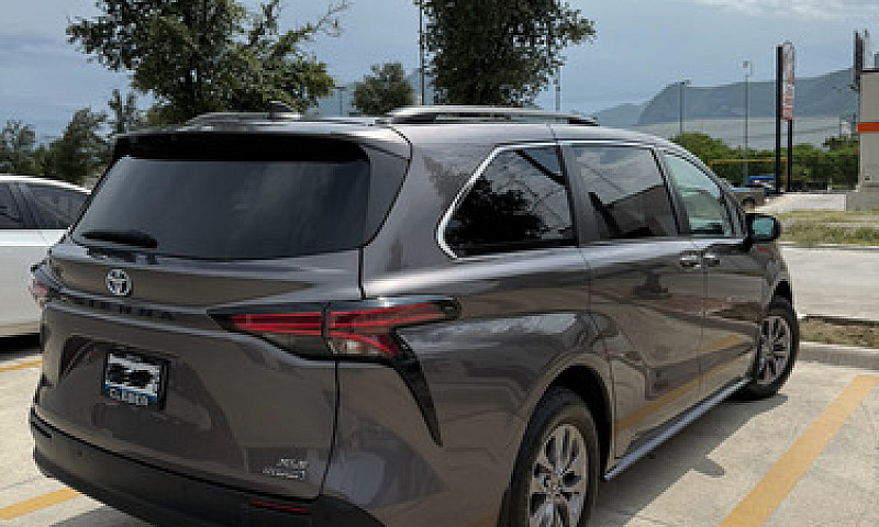 Toyota Sienna 3.5 Xl...