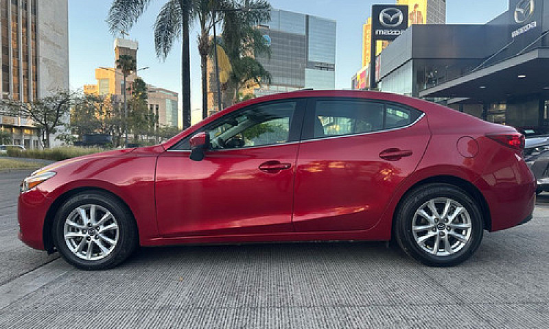 Mazda Mazda 3 2017...