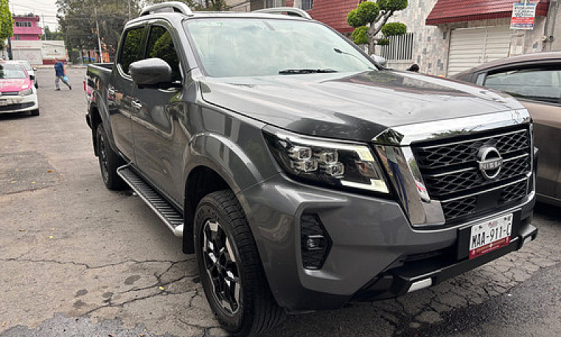 Nissan Frontier 2.5 ...