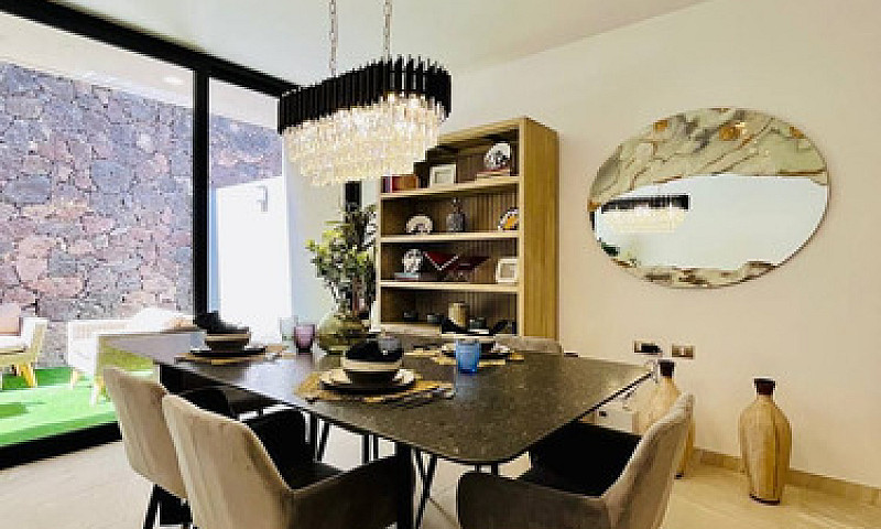 Casa Premium De Tres...