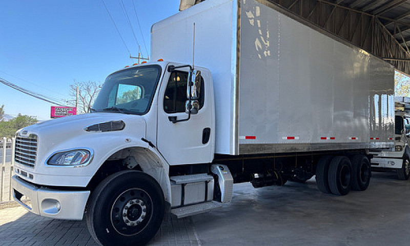 Freightliner M2 Tort...