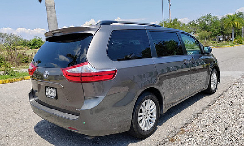 Toyota Sienna 3.5 Xl...