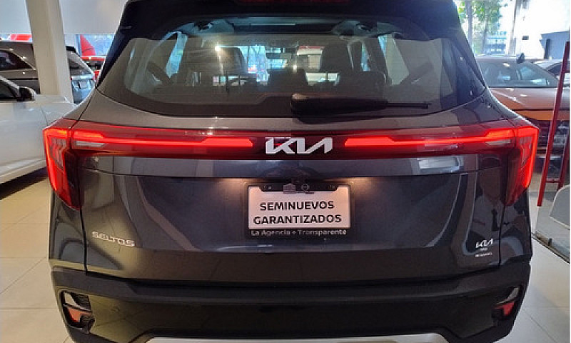 Kia Seltos 2024...