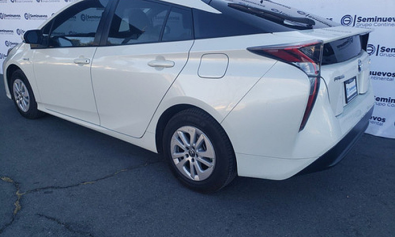 Toyota Prius 2018...