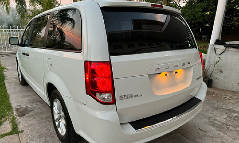 Dodge Grand Caravan ...