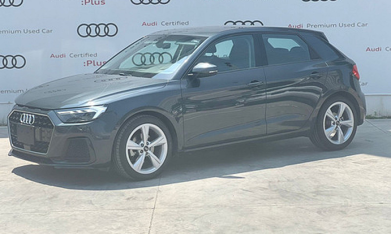 Audi A1 2021 1.5 Ego...