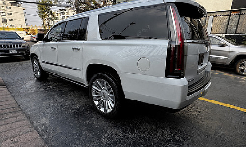 Cadillac Escalade Es...
