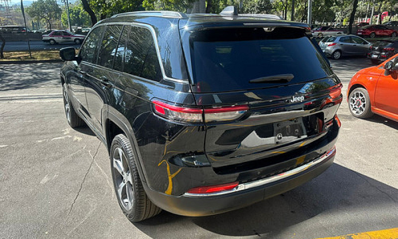 Jeep Grand Cherokee ...