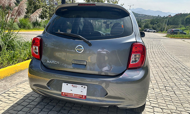 Nissan March 1.6 Sen...