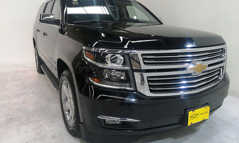 Chevrolet Suburban 2...