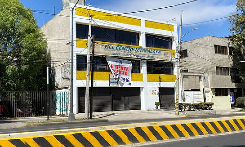 Edificio En Renta En...