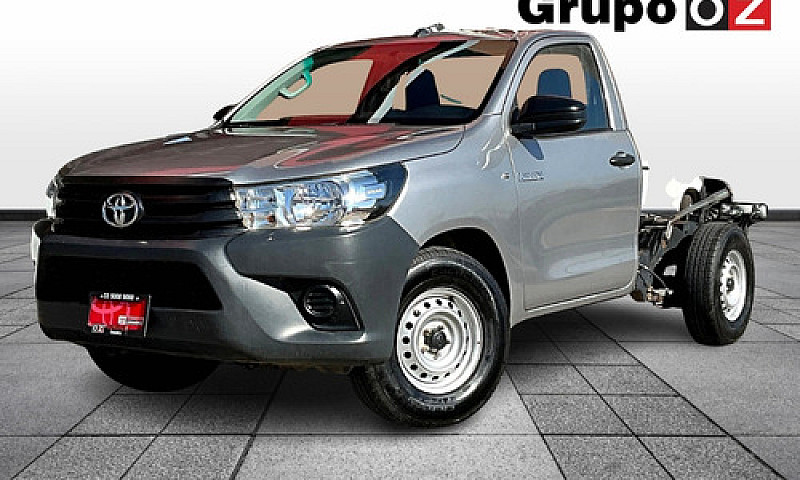 Toyota  Hilux  2021...