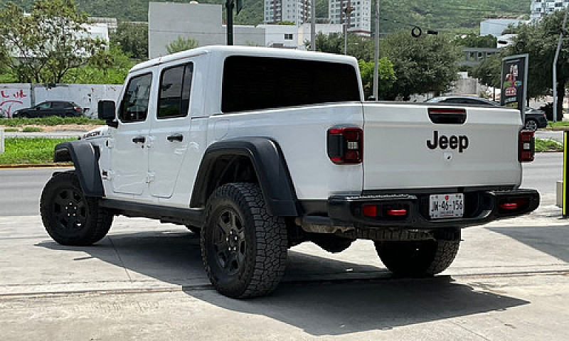 Jeep Gladiator 2020...