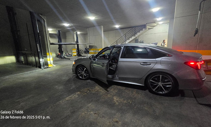Honda Civic 1.5 Turb...