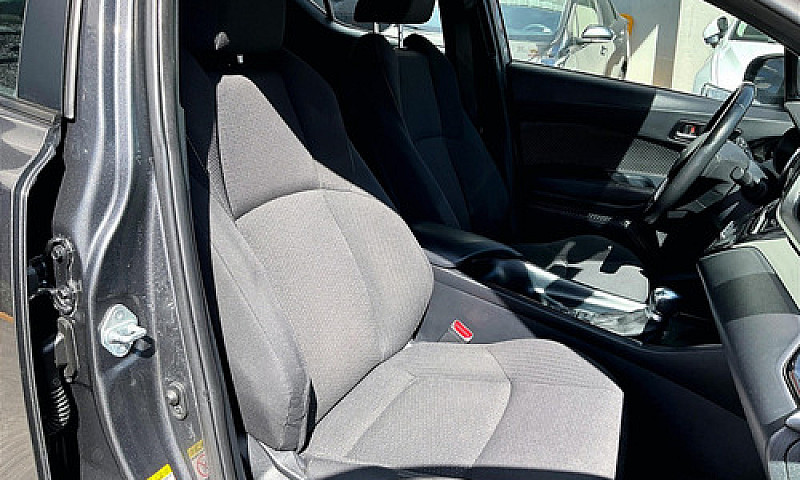 Toyota C-Hr 2019...