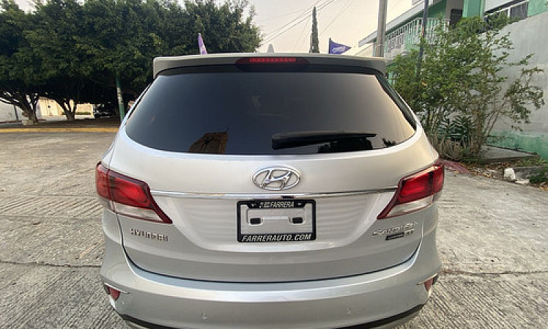 Hyundai Santa Fe 201...