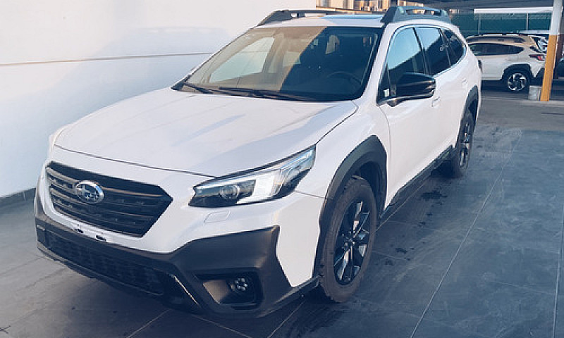 Subaru Outback 2023...