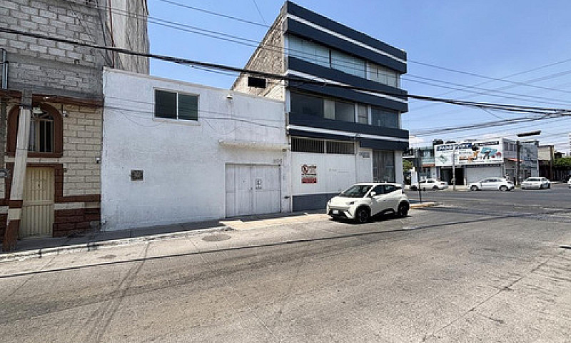 Casa En Venta Con Di...