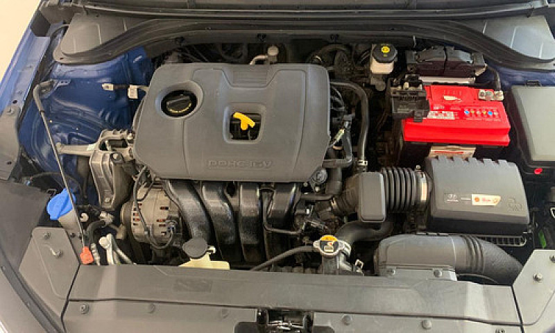 Hyundai Elantra 2019...