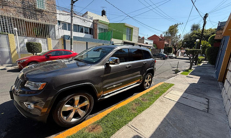 Jeep Grand Cherokee ...
