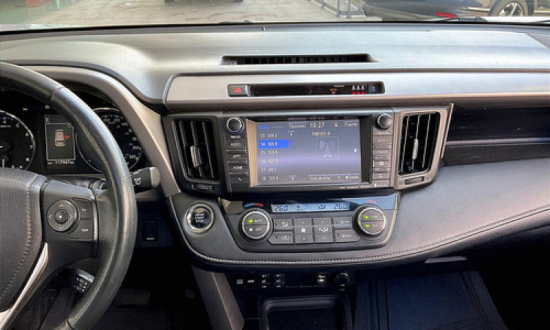 Toyota Rav4 2017...
