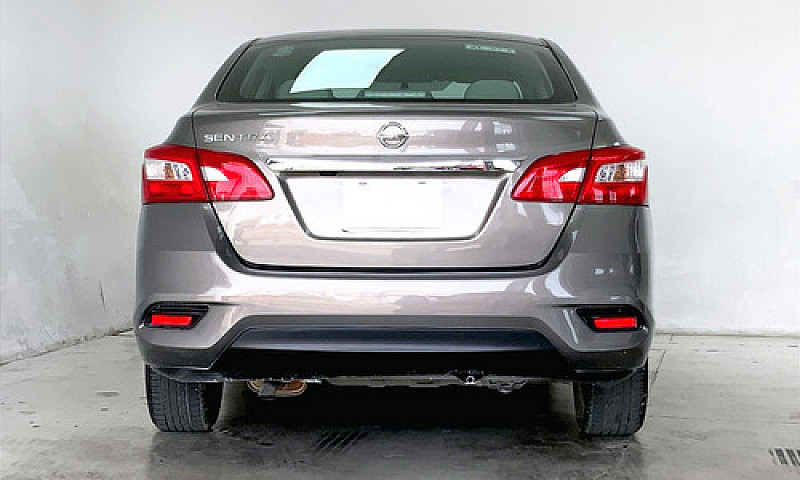 Nissan Sentra 2019...