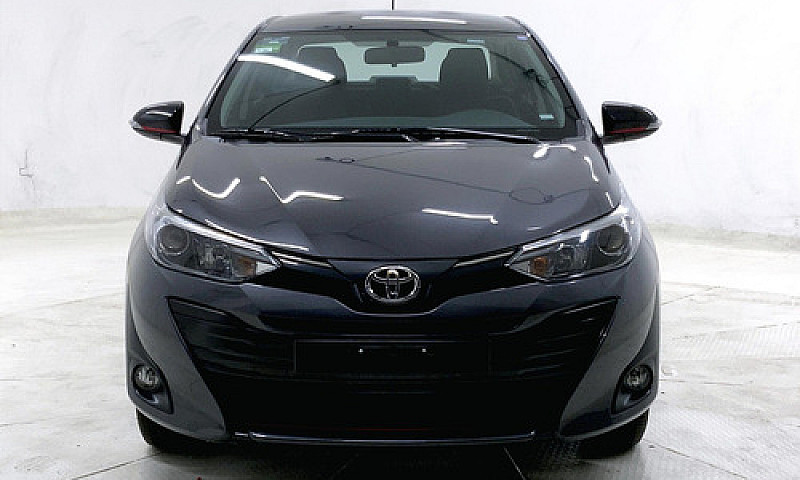 Toyota Yaris 2020...