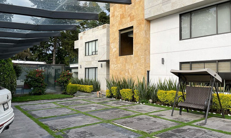 Exclusiva Residencia...