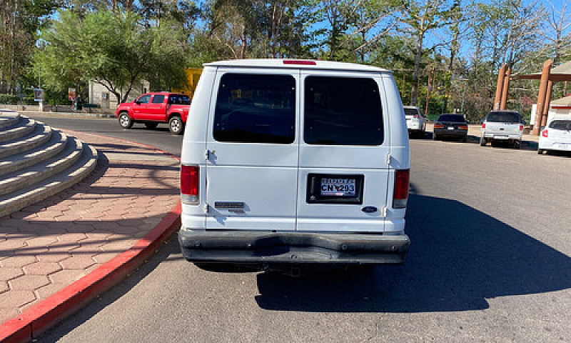 Van Ford E-350 Súper...