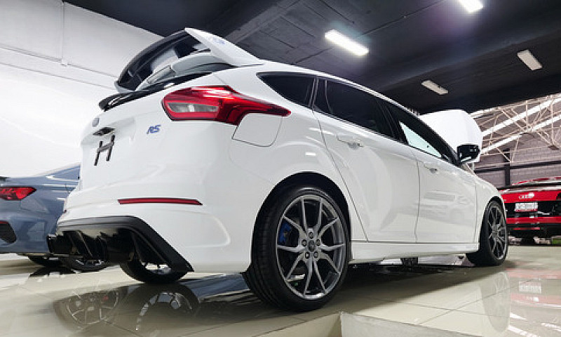Ford Focus 2.3 Rs Mt...