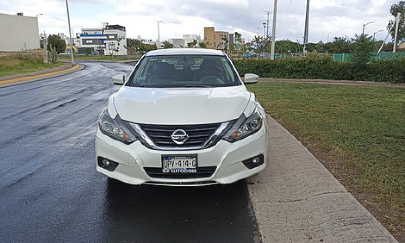 Nissan Altima 2.5 Ad...