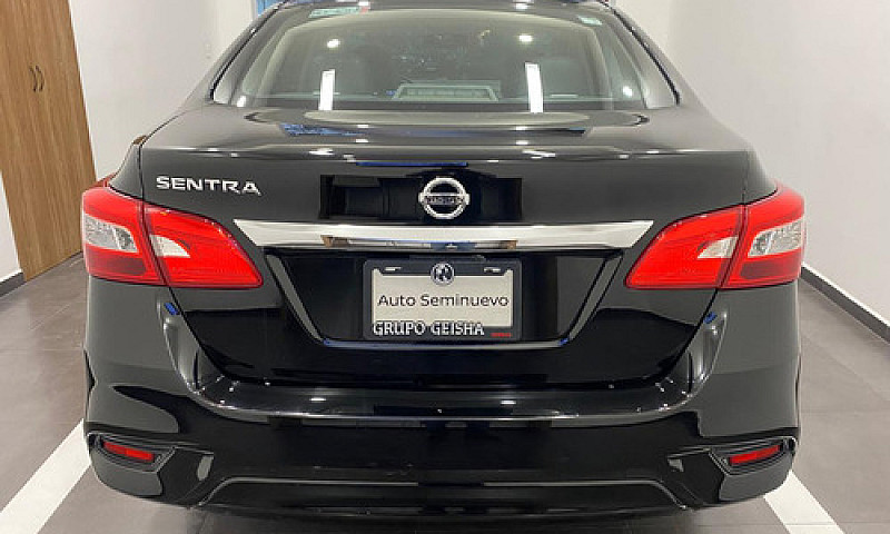 Nissan Sentra 2018...