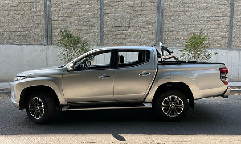 Mitsubishi L200 2.5 ...