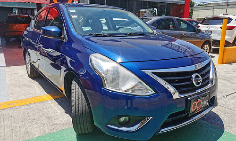 Nissan Versa 2018 1....