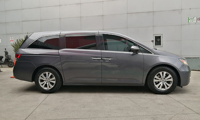 Honda Odyssey 2016 3...
