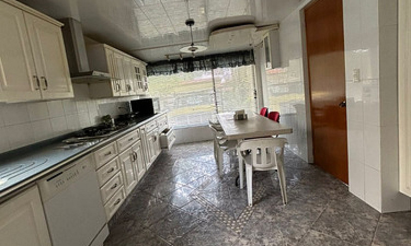 Casa En Venta En Lom...