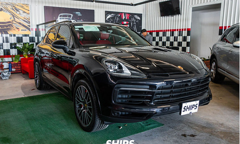 Porsche Cayenne 2019...