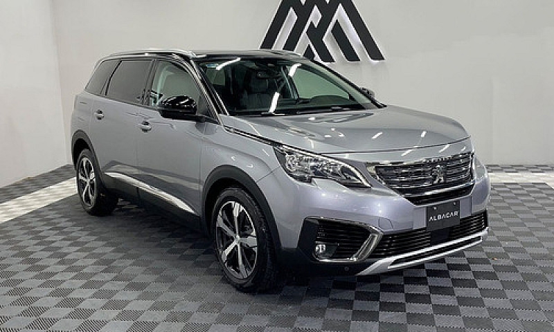 Peugeot 5008 2019...